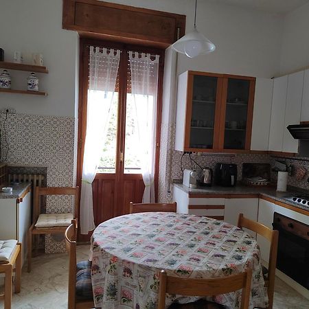 B&B La Finestra Sul Mare ริปาตรานโซเน ภายนอก รูปภาพ