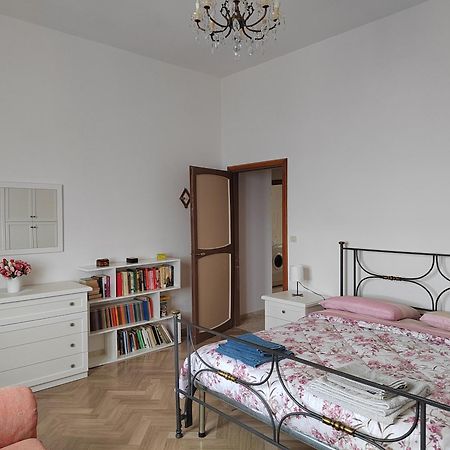 B&B La Finestra Sul Mare ริปาตรานโซเน ภายนอก รูปภาพ