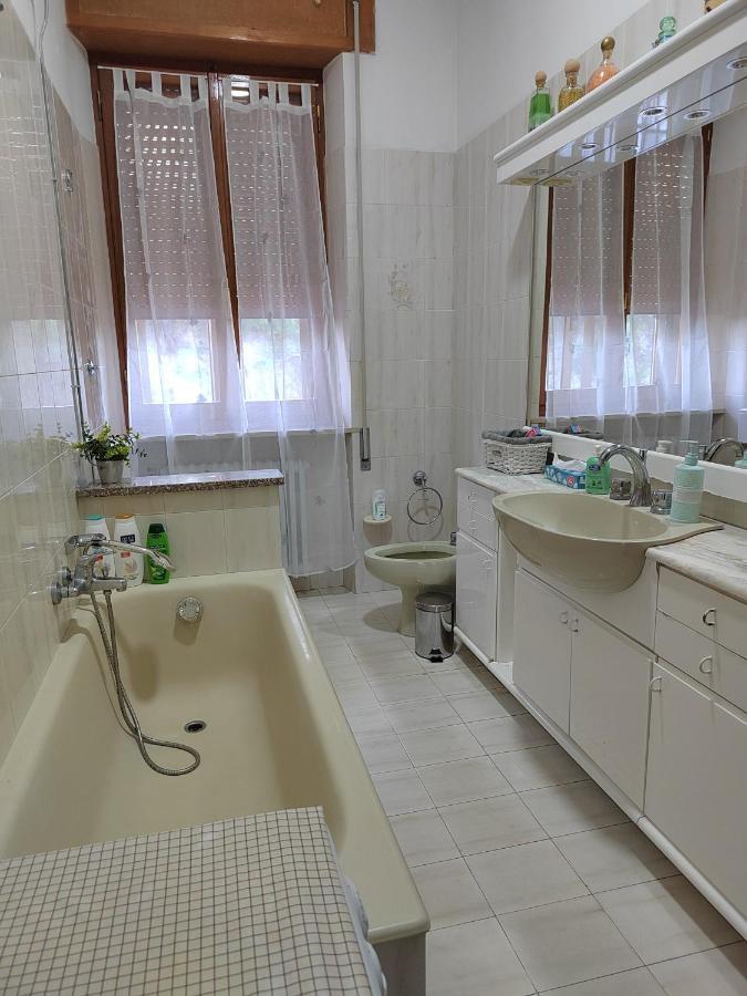 B&B La Finestra Sul Mare ริปาตรานโซเน ภายนอก รูปภาพ