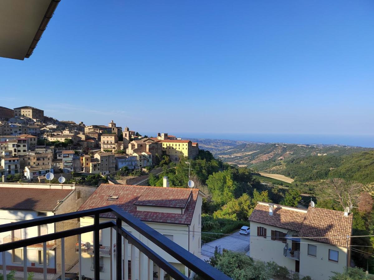 B&B La Finestra Sul Mare ริปาตรานโซเน ภายนอก รูปภาพ
