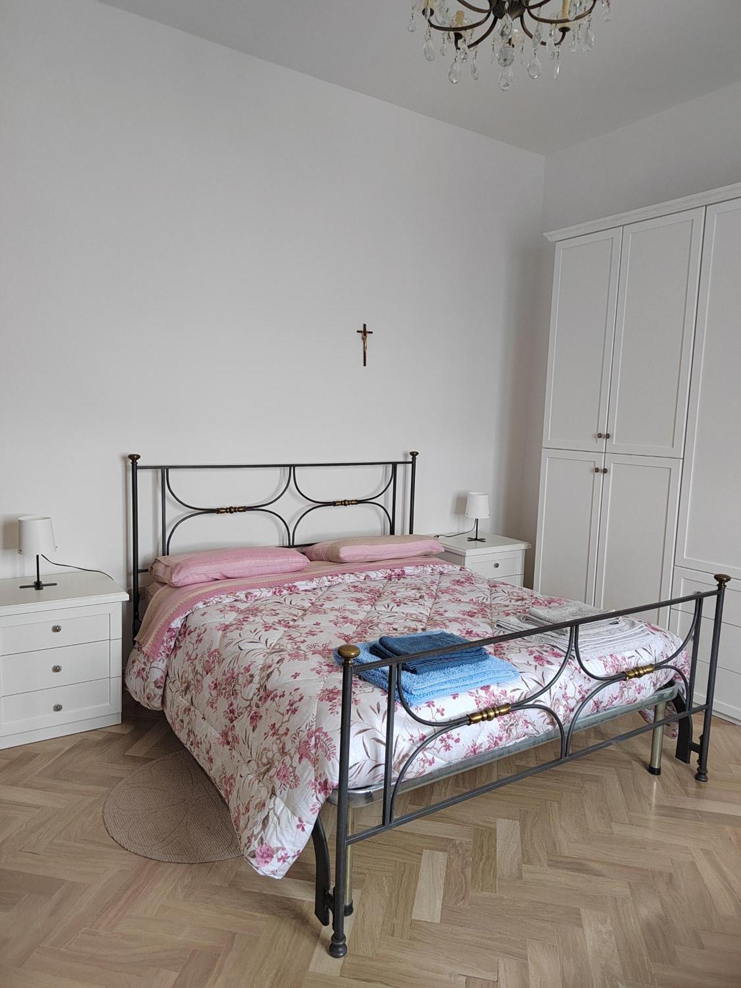 B&B La Finestra Sul Mare ริปาตรานโซเน ภายนอก รูปภาพ